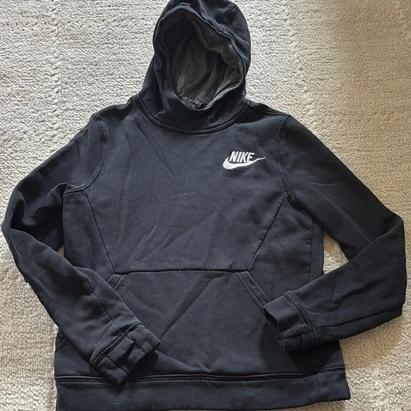 Nike Black Sweatshirt with Iconic Swoosh - Picture 1 of 3